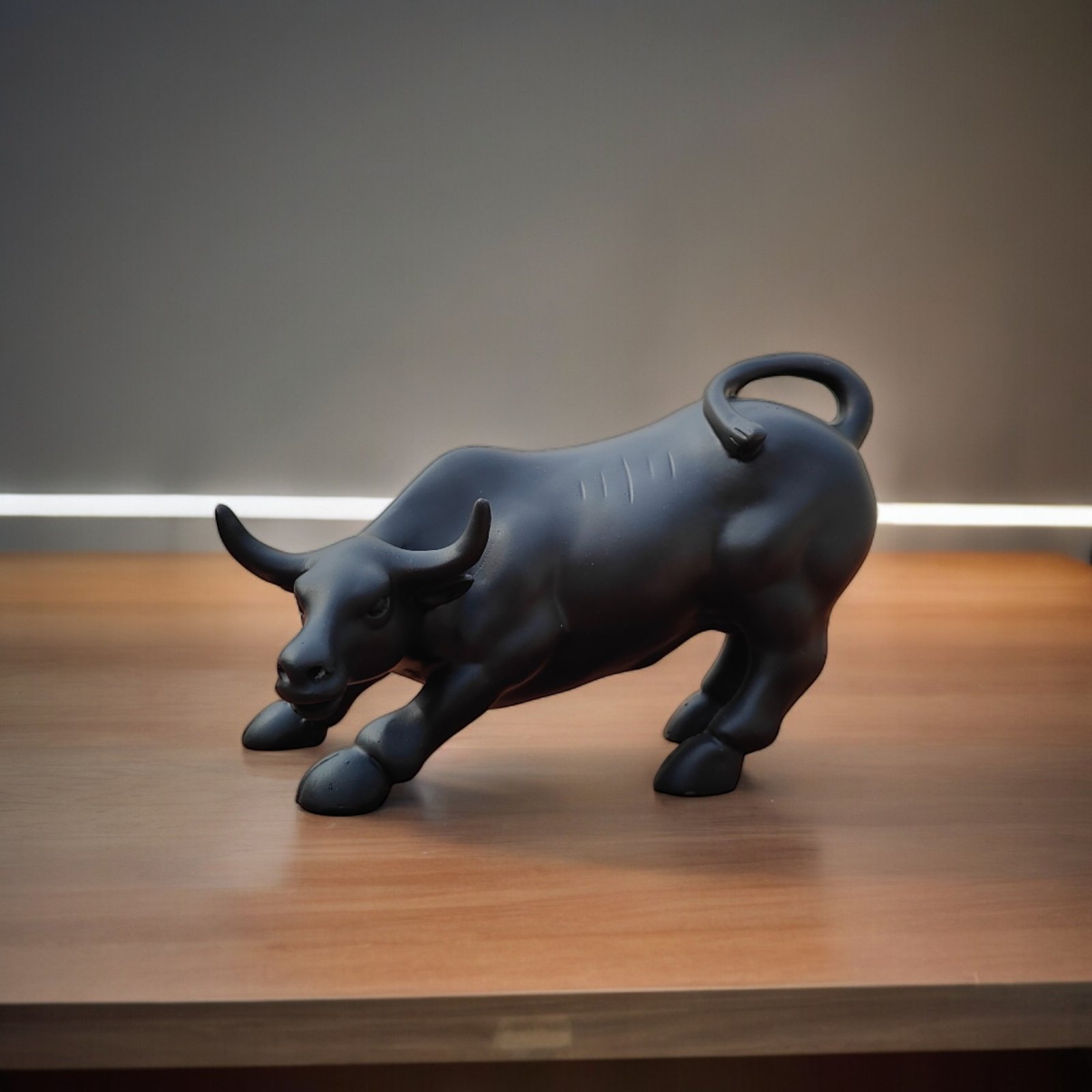 Black Geometric Stock Market Bull Showpiece ( 4 Inch)